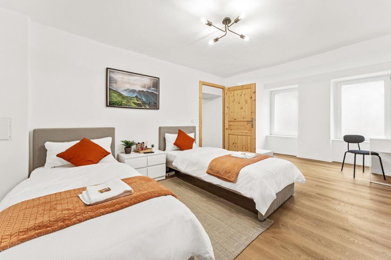 2 Zimmer Apartments, 4 Betten, Vollmoebliert,Zentrale Lage Am S-Bahnhof Берлин Экстерьер фото